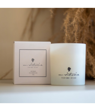 Vela aromática 190g lux - Hibisco & Romã