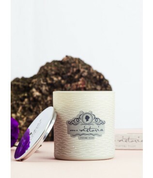 Vela aromática 190g lux - Orquídea negra